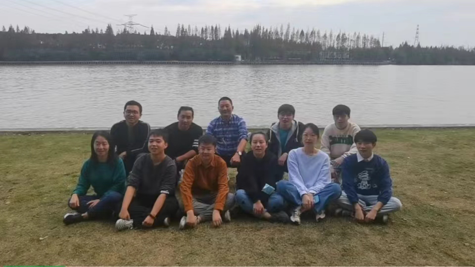 6639c5085c27c.jpg 45c1c79a1b04f66c3a895fb1214056c.jpg